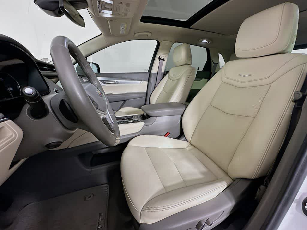 2022 Cadillac XT5 AWD Premium Luxury