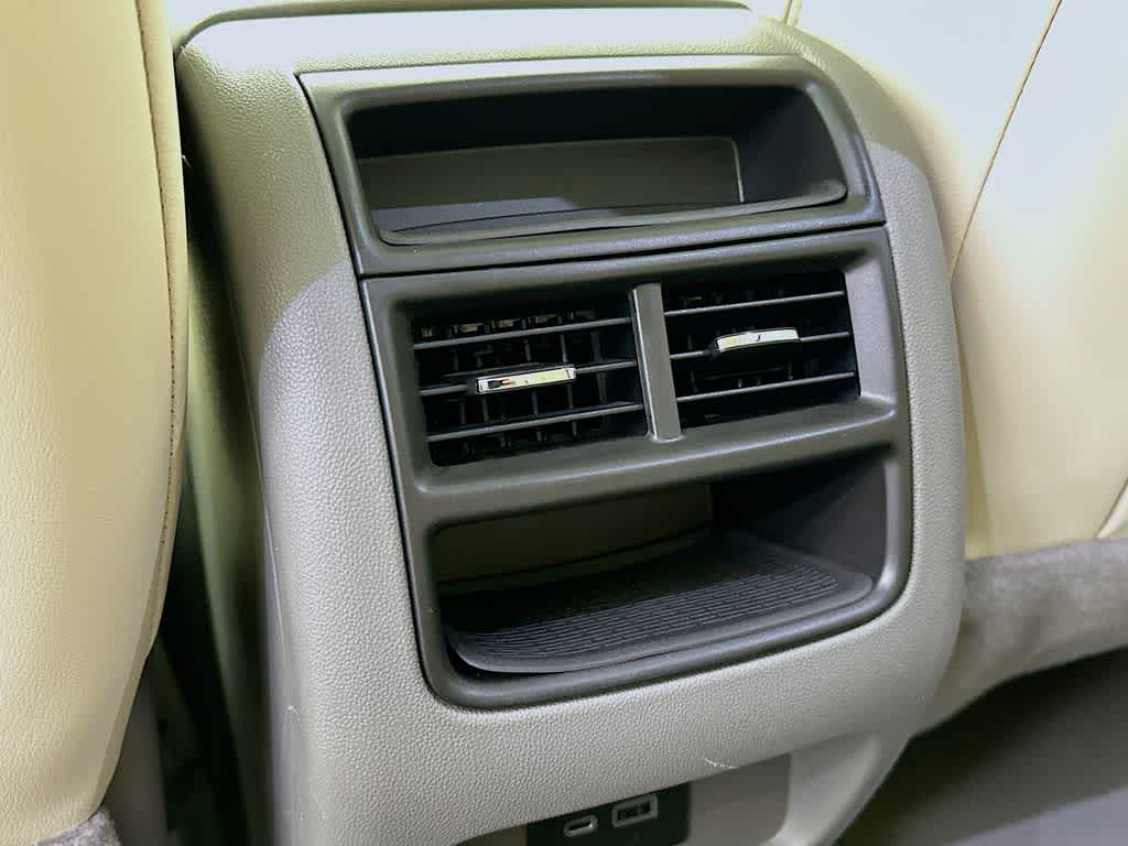 2022 Cadillac XT5 AWD Premium Luxury