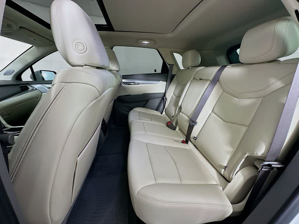 2022 Cadillac XT5 AWD Premium Luxury