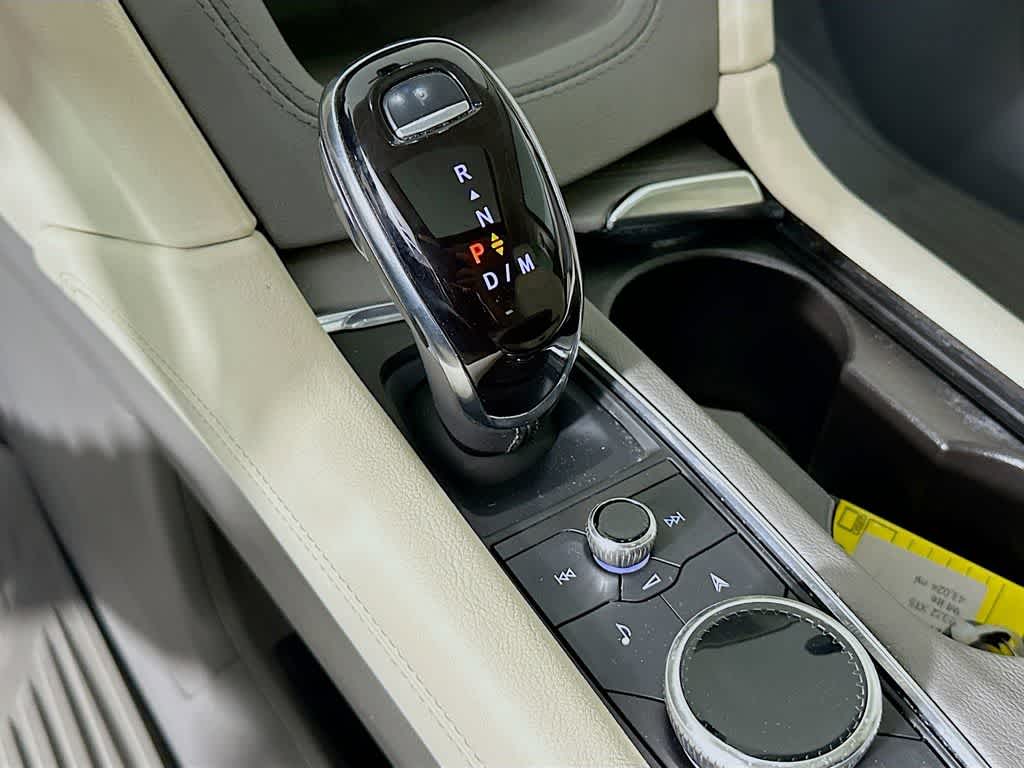 2022 Cadillac XT5 AWD Premium Luxury