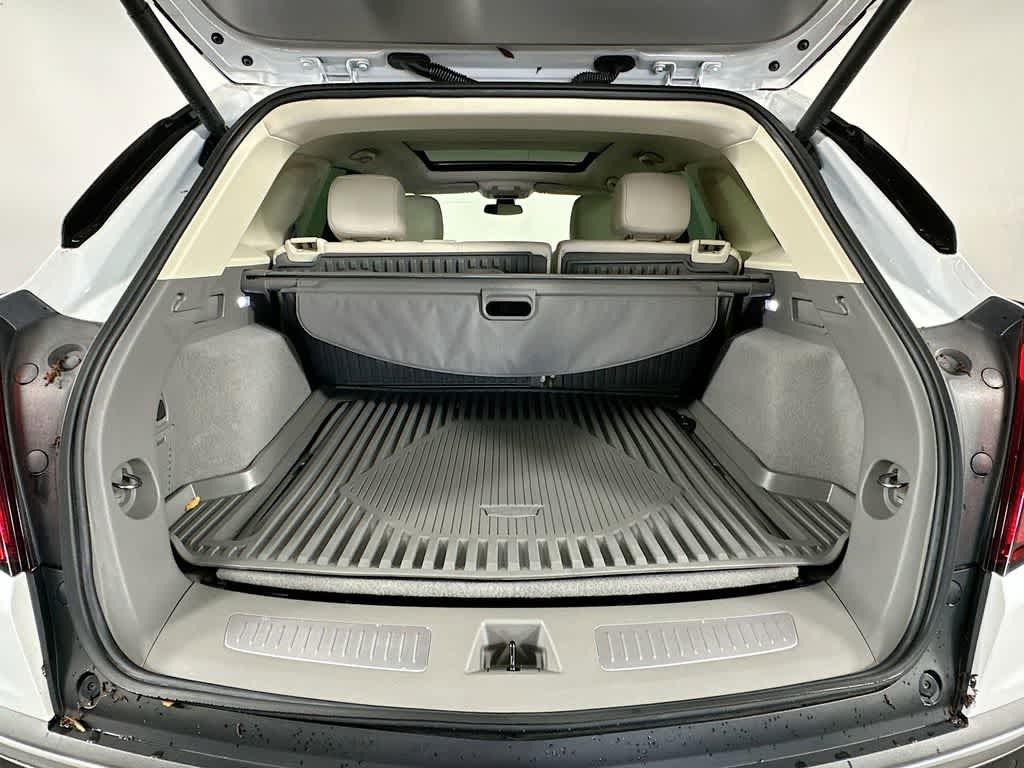 2022 Cadillac XT5 AWD Premium Luxury