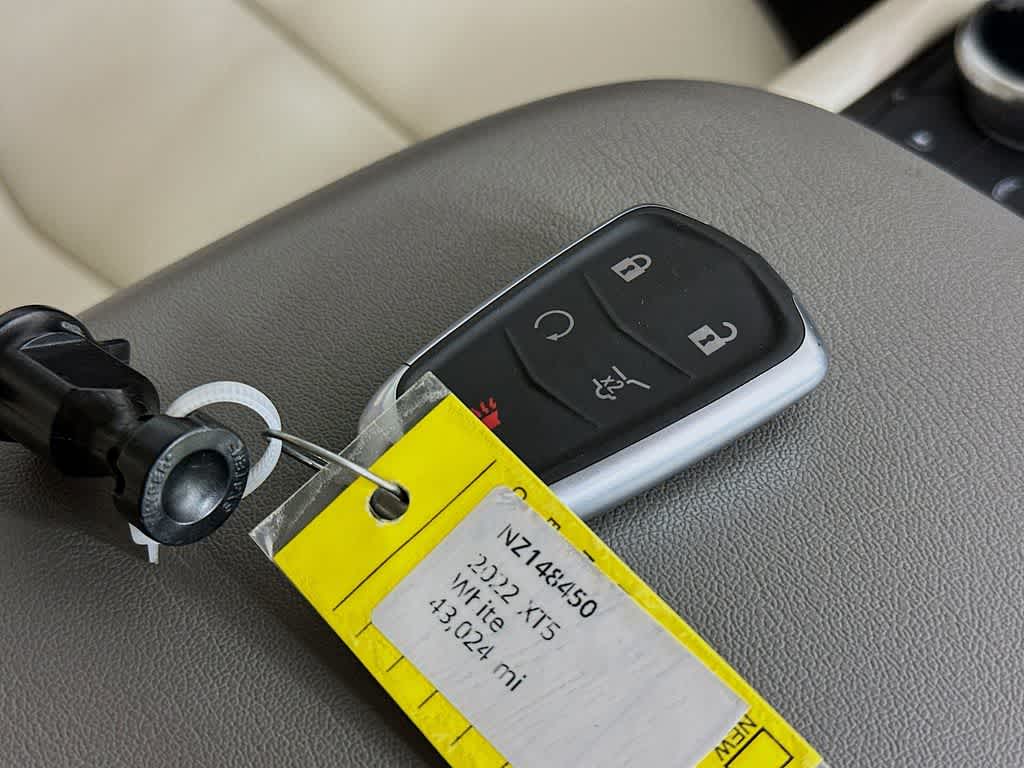 2022 Cadillac XT5 AWD Premium Luxury