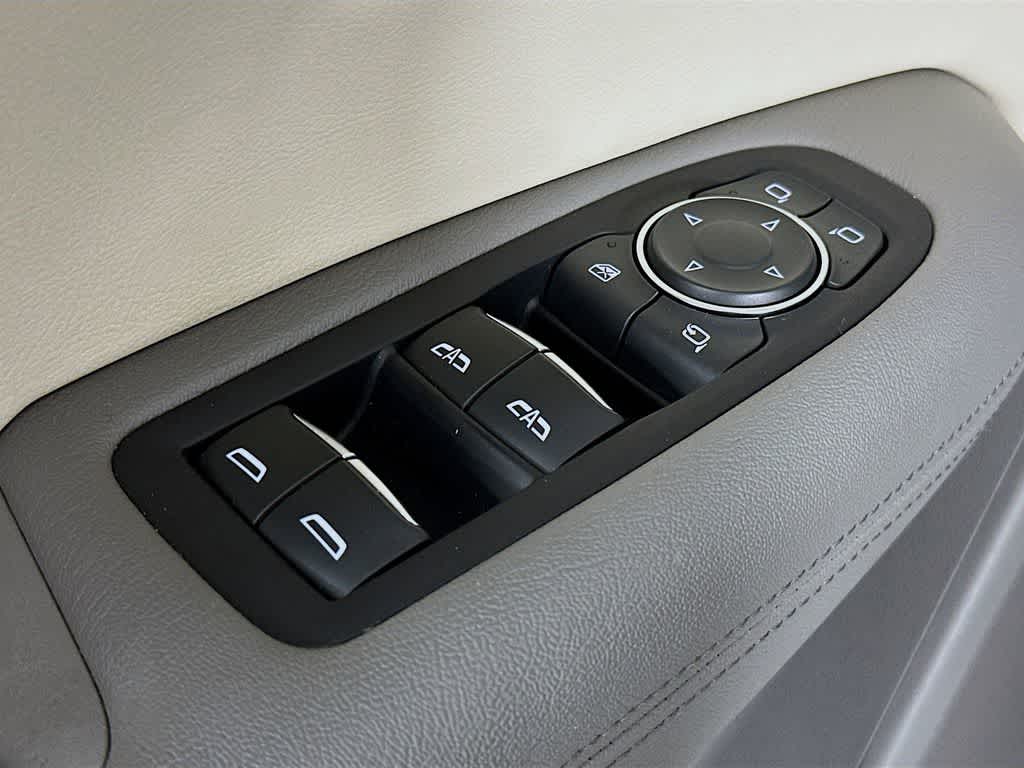 2022 Cadillac XT5 AWD Premium Luxury