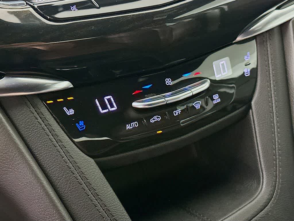 2020 Cadillac XT6 FWD Premium Luxury