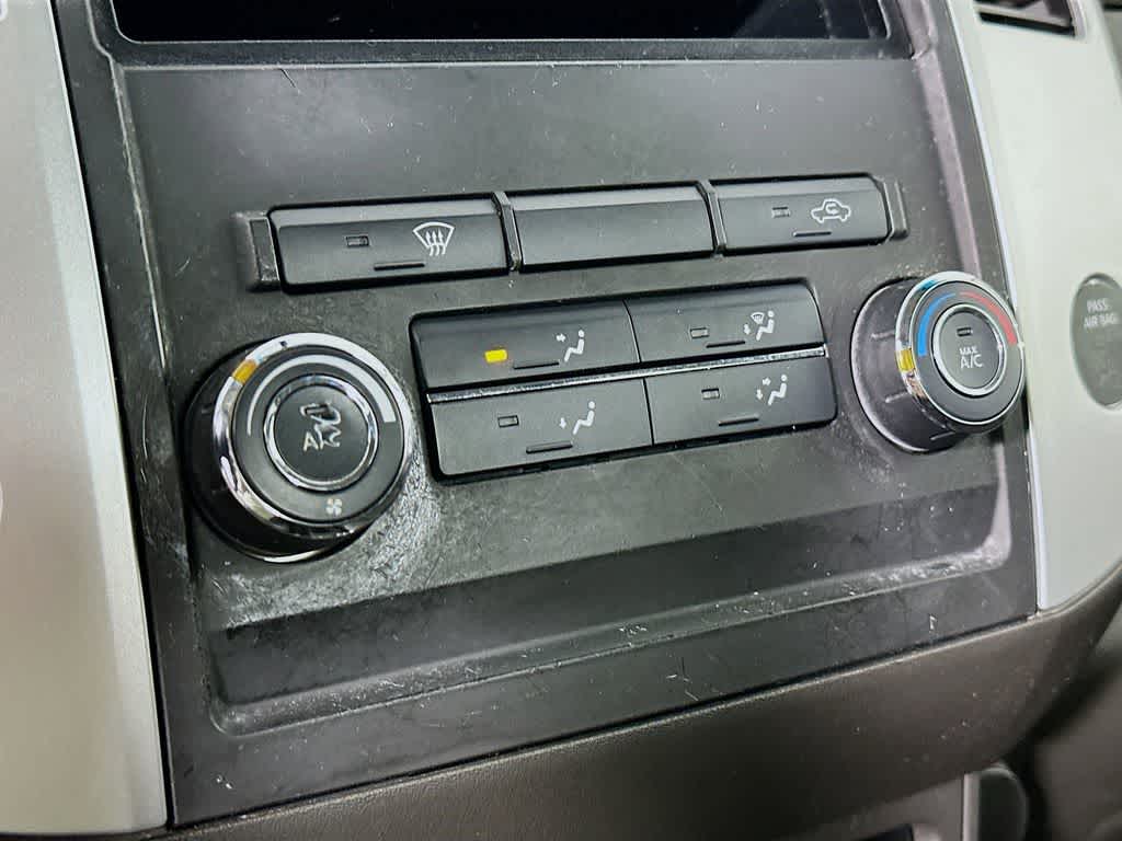 2010 Nissan Frontier SE