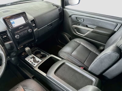 2015 Nissan Titan SV