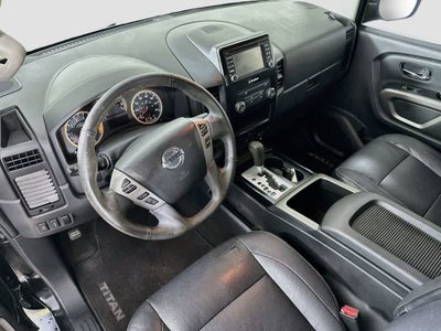 2015 Nissan Titan SV