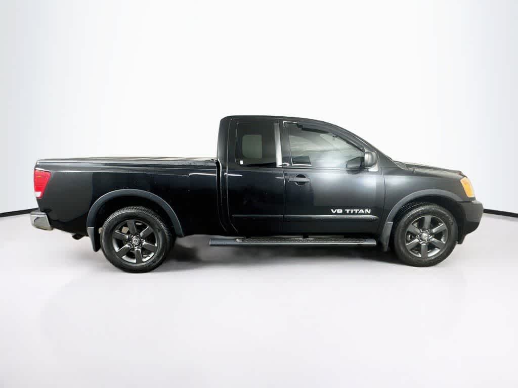 2015 Nissan Titan SV