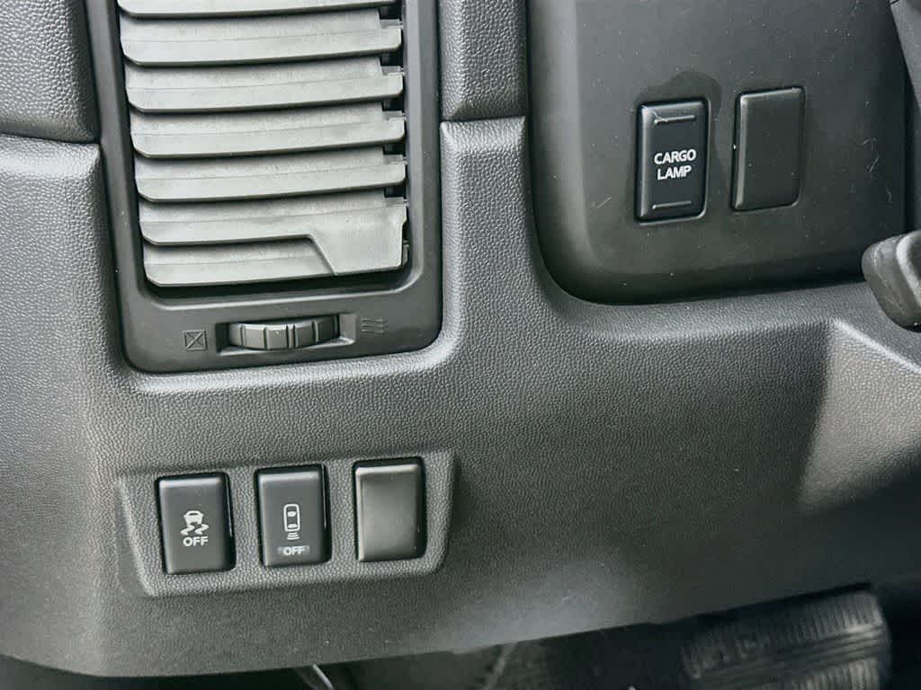 2015 Nissan Titan SV