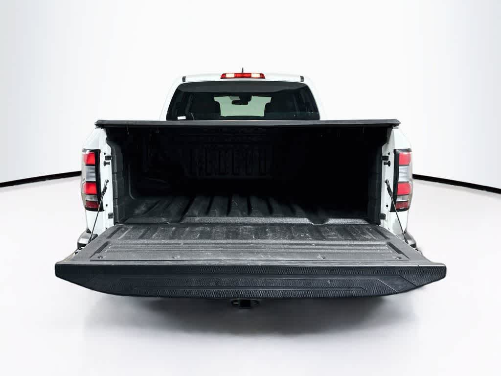 2022 Nissan Frontier S