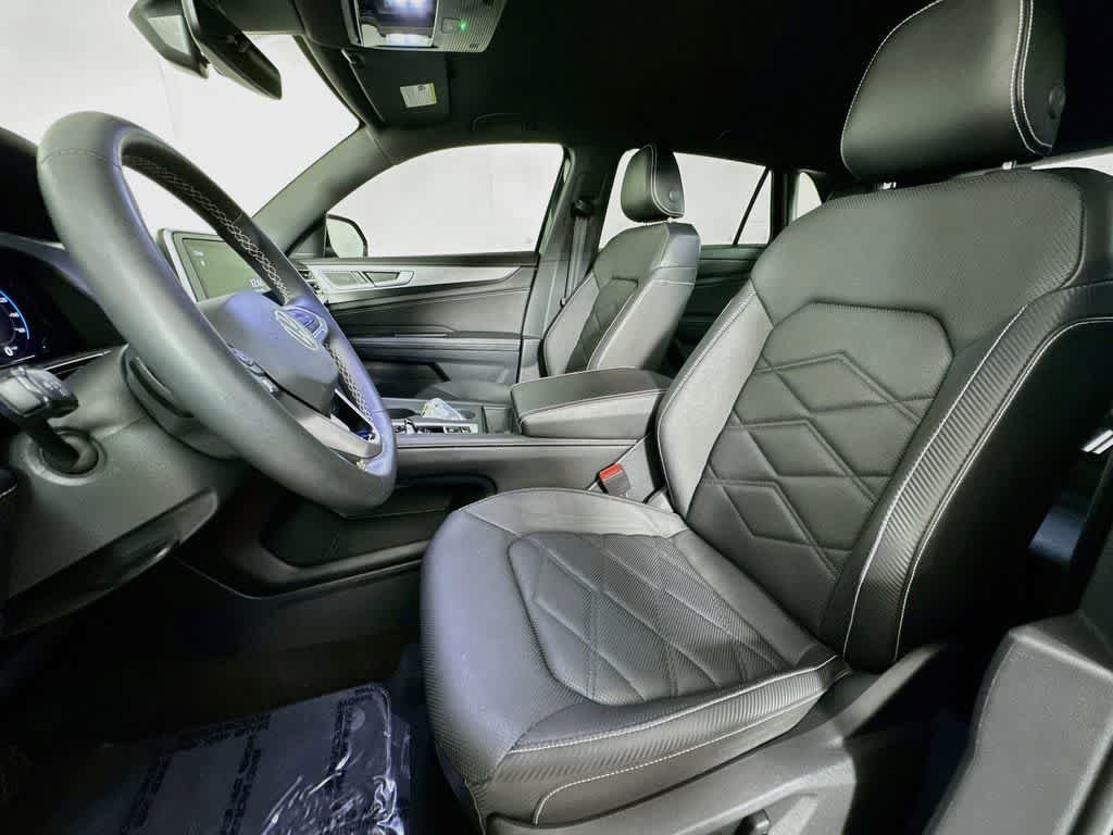 2024 Volkswagen Atlas Cross Sport 2.0T SE