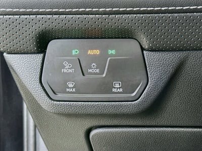 2024 Volkswagen Atlas Cross Sport 2.0T SE