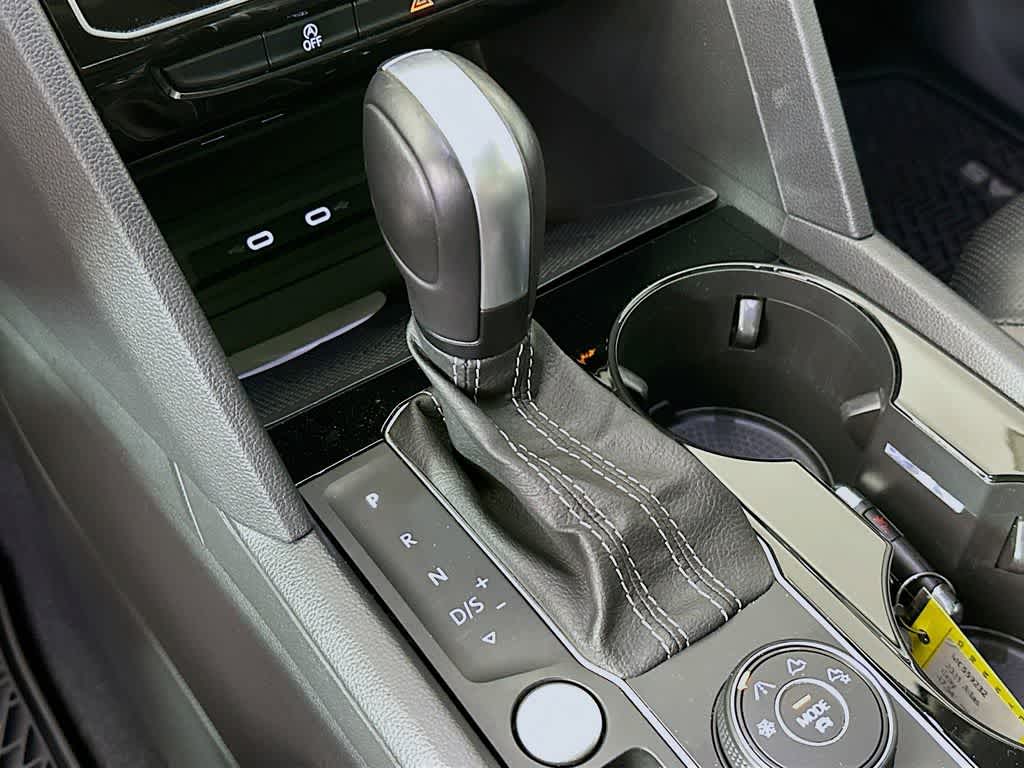 2021 Volkswagen Atlas 3.6L V6 SEL Premium R-Line