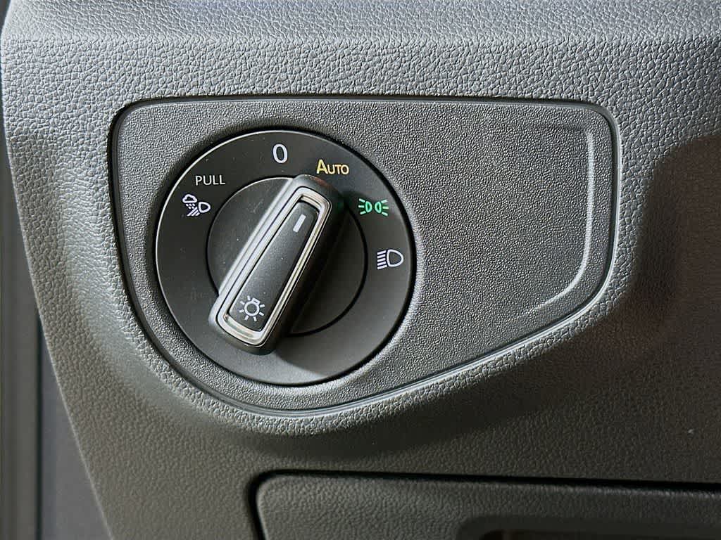 2022 Volkswagen Atlas 3.6L V6 SEL Premium R-Line