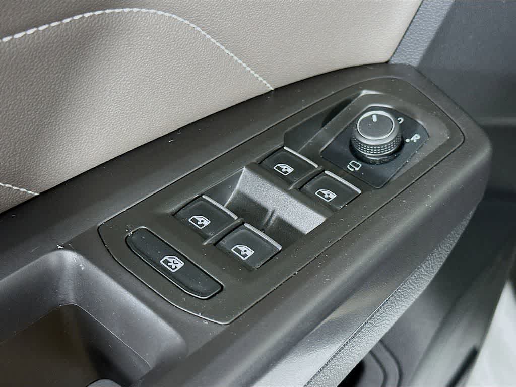 2022 Volkswagen Atlas 3.6L V6 SEL Premium R-Line