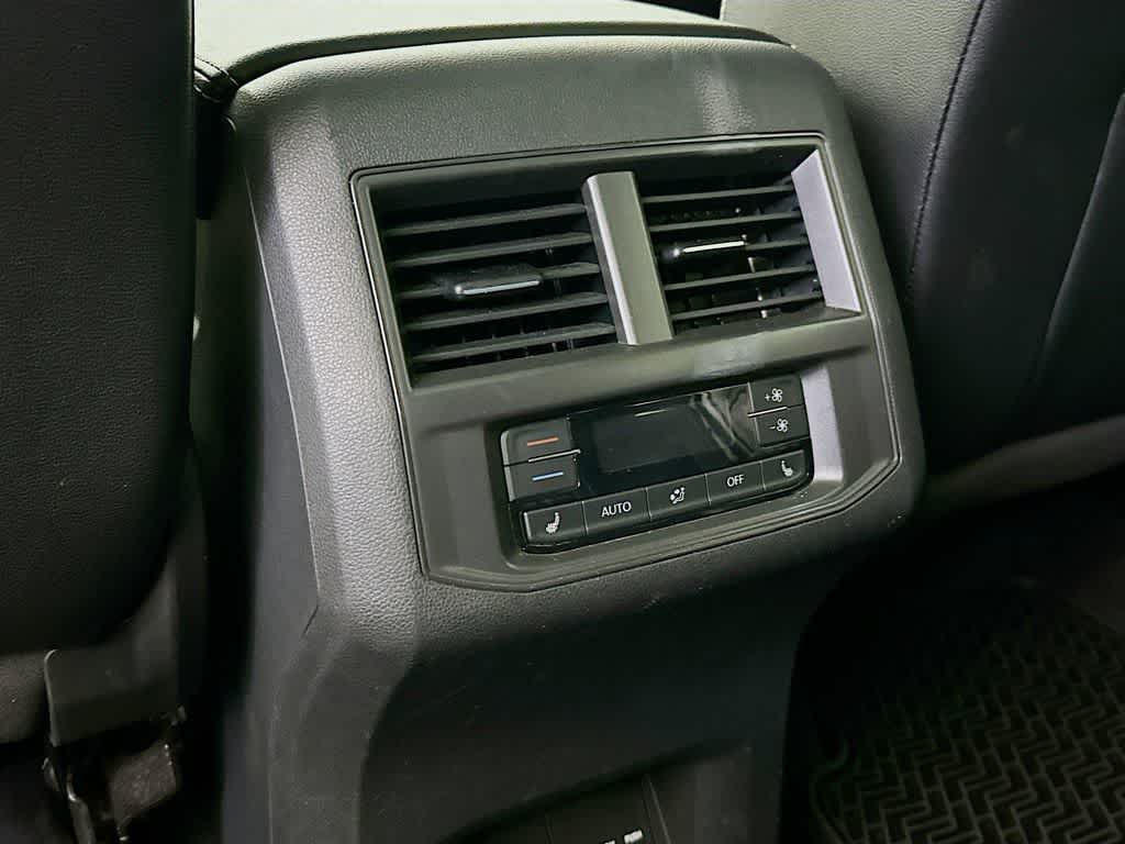 2022 Volkswagen Atlas 3.6L V6 SEL Premium R-Line