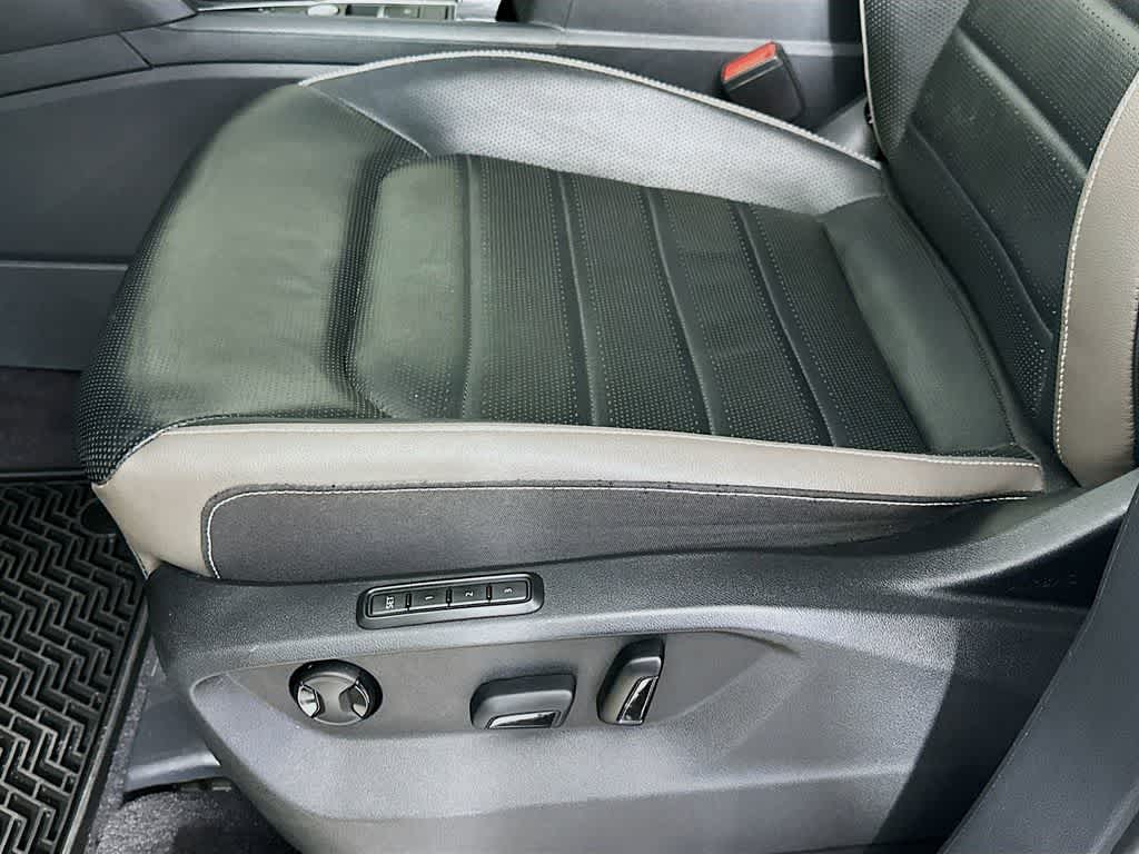 2022 Volkswagen Atlas 3.6L V6 SEL Premium R-Line