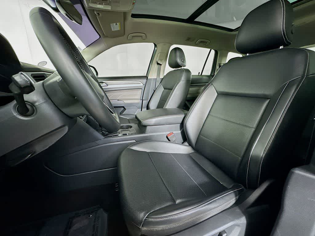 2021 Volkswagen Atlas 3.6L V6 SE w/Technology