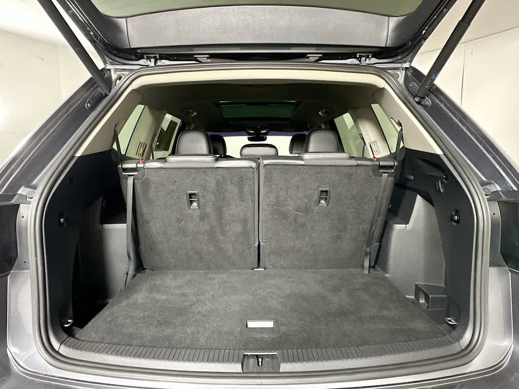 2021 Volkswagen Atlas 3.6L V6 SE w/Technology