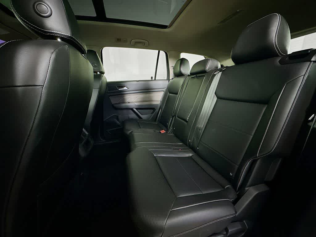 2021 Volkswagen Atlas 3.6L V6 SE w/Technology