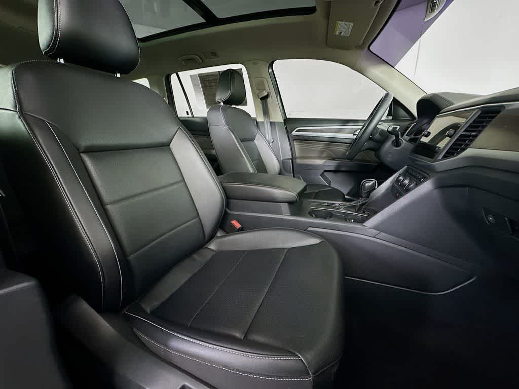 2021 Volkswagen Atlas 3.6L V6 SE w/Technology