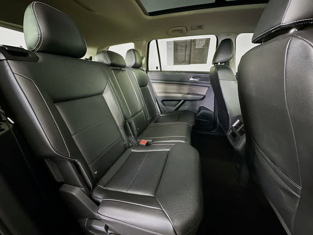 2021 Volkswagen Atlas 3.6L V6 SE w/Technology