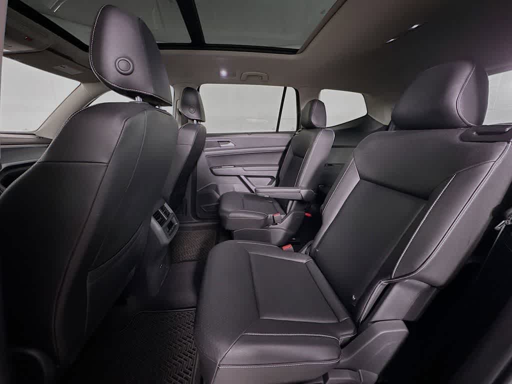 2021 Volkswagen Atlas 3.6L V6 SE w/Technology R-Line