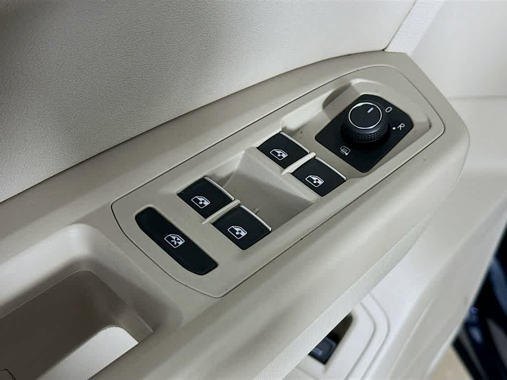 2019 Volkswagen Atlas 3.6L V6 SEL R-Line