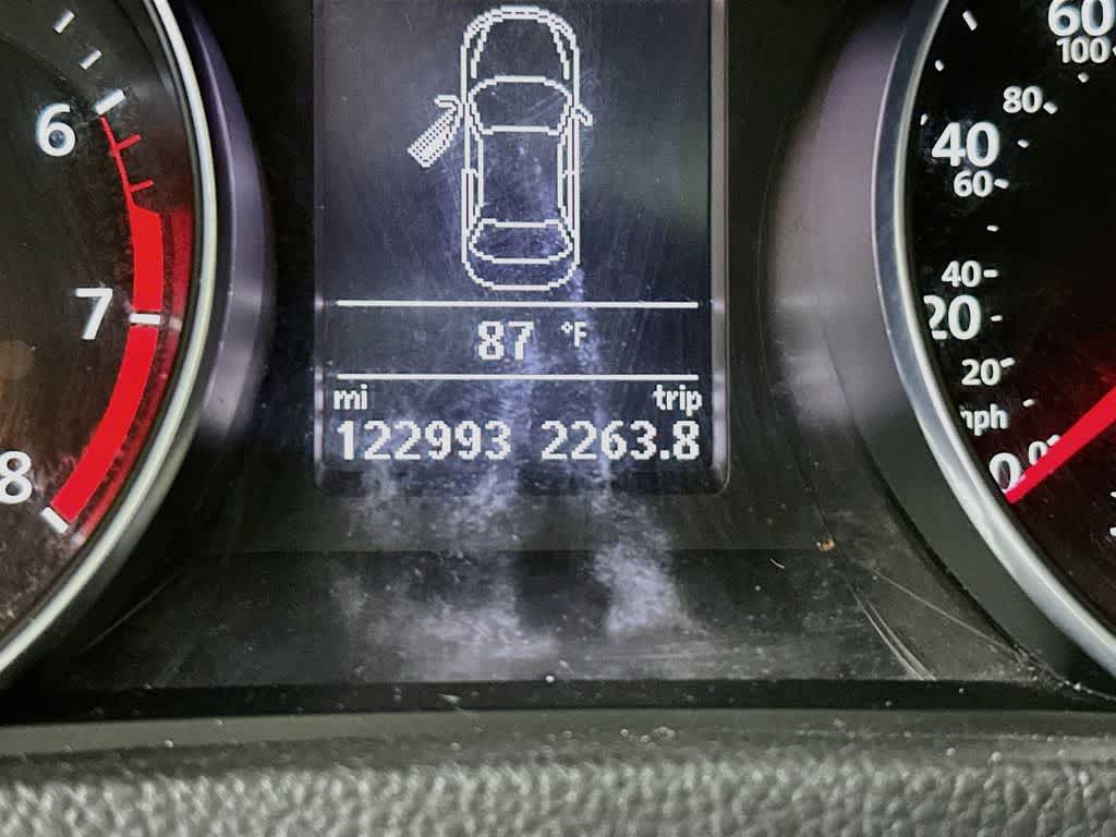 2016 Volkswagen Passat 1.8T SE w/Technology