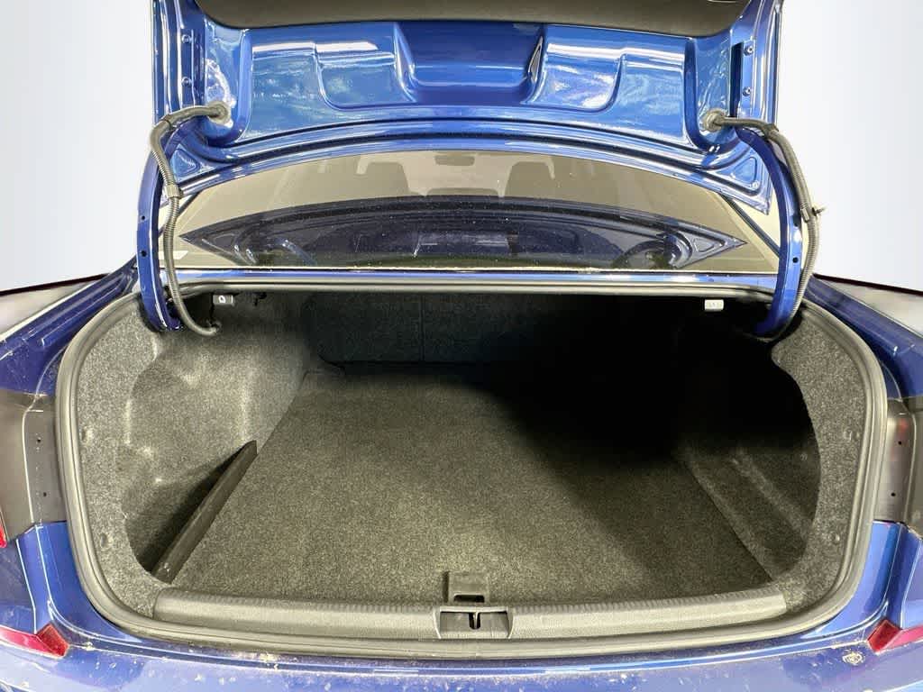 2016 Volkswagen Passat 1.8T SE w/Technology