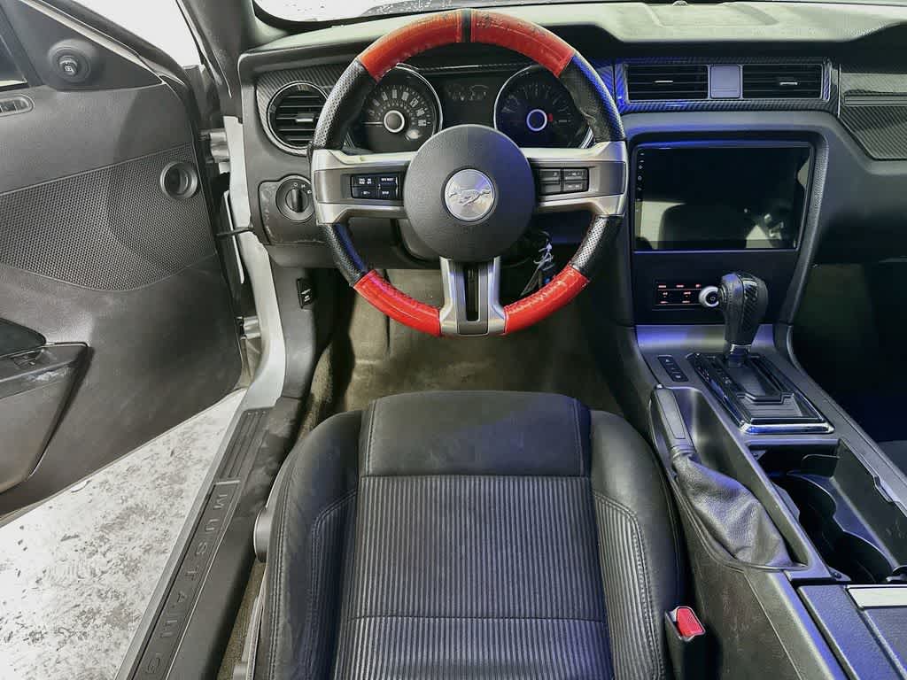 2014 Ford Mustang V6