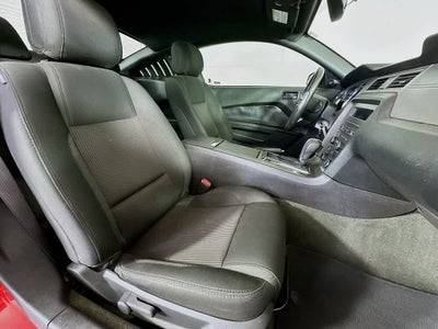 2014 Ford Mustang V6