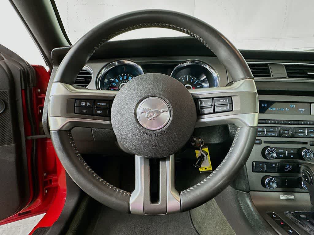 2014 Ford Mustang V6