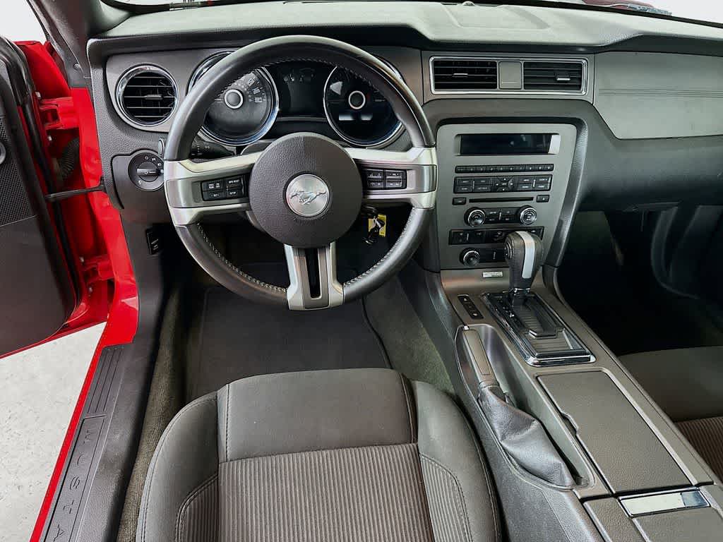 2014 Ford Mustang V6