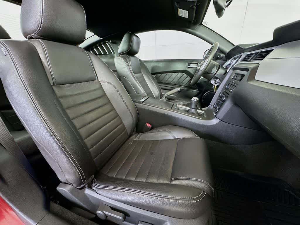 2012 Ford Mustang V6 Premium