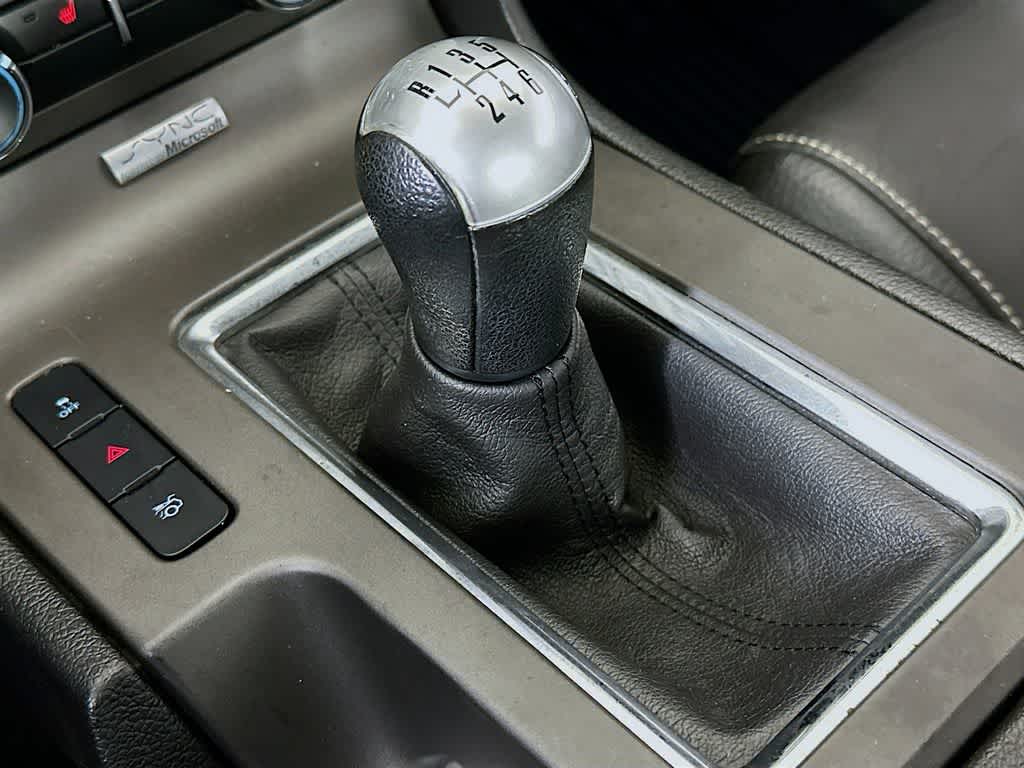 2012 Ford Mustang V6 Premium