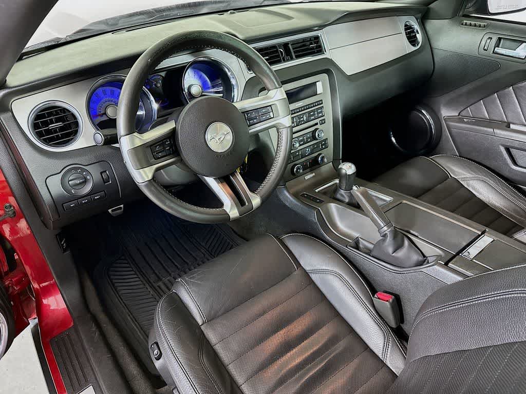 2012 Ford Mustang V6 Premium