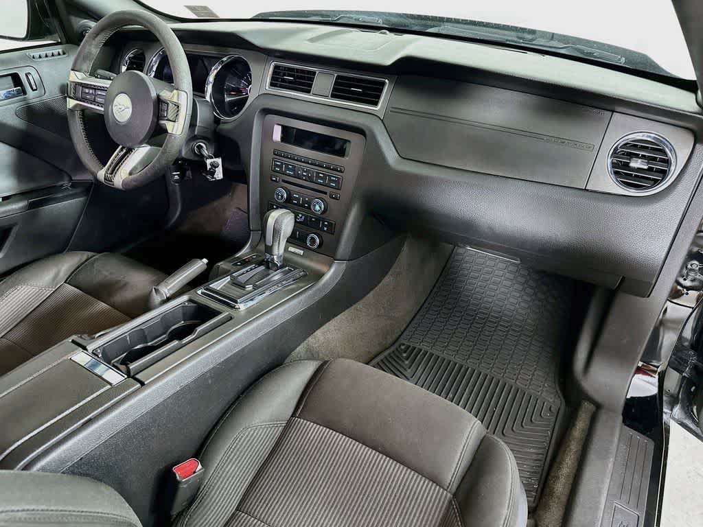 2014 Ford Mustang V6