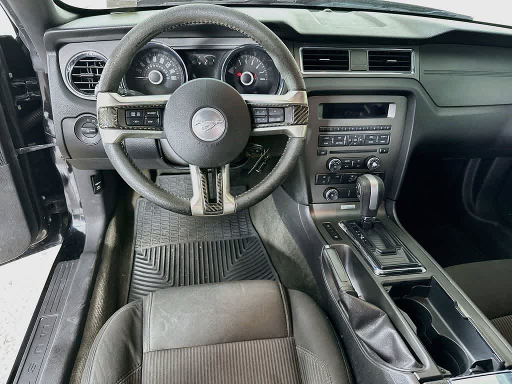 2014 Ford Mustang V6