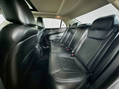 2015 Chrysler 300 Limited
