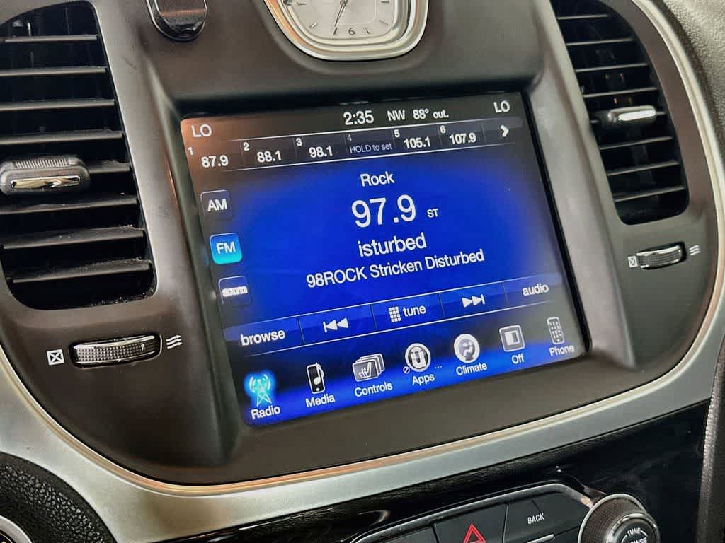 2015 Chrysler 300 Limited