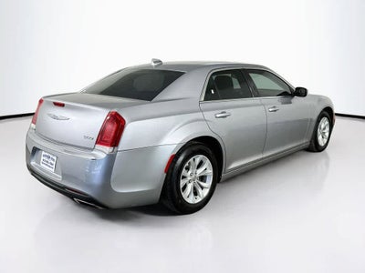 2015 Chrysler 300 Limited