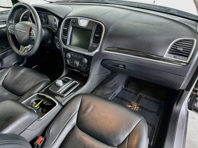 2015 Chrysler 300 Limited