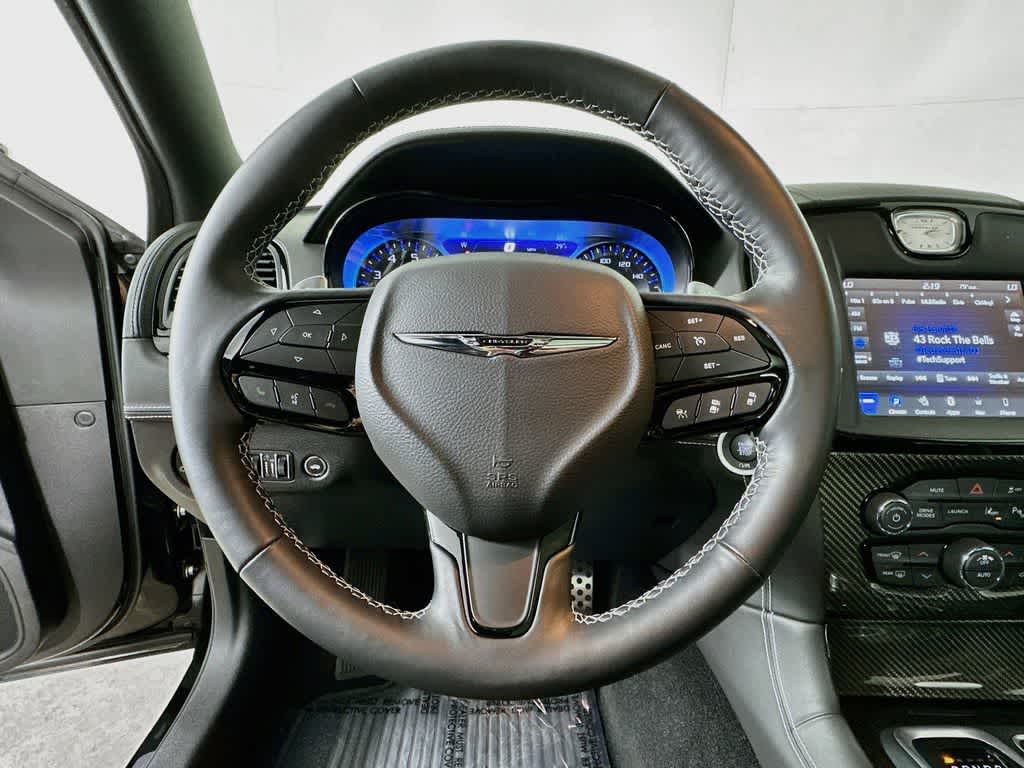 2023 Chrysler 300 300C