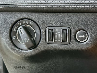2023 Chrysler 300 300C
