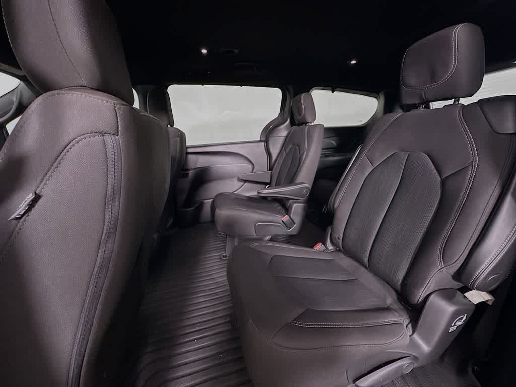 2021 Chrysler Pacifica Touring