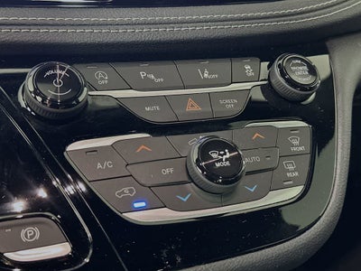 2021 Chrysler Pacifica Touring