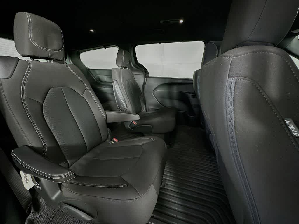 2021 Chrysler Pacifica Touring