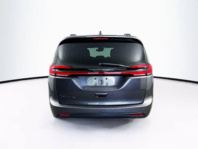 2021 Chrysler Pacifica Touring