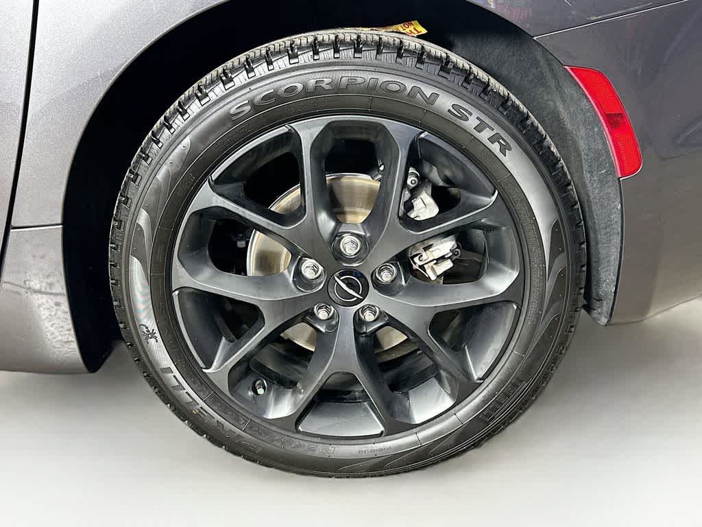 2021 Chrysler Pacifica Touring